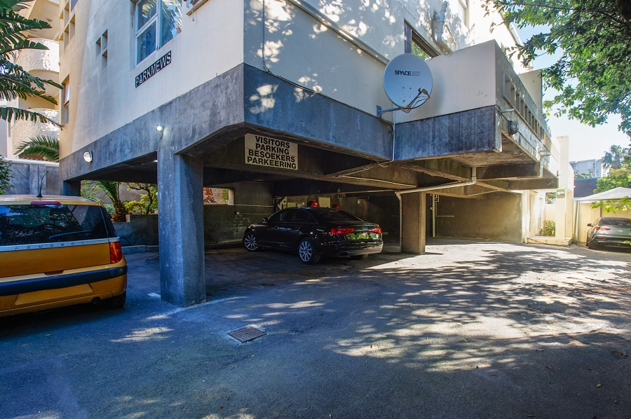 2 Bedroom Property for Sale in Green Point Western Cape